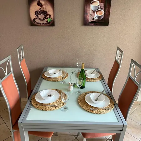 Wohnen Am Reiterhof, 50 Qm, Mit Gartennutzung *