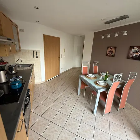 Wohnen Am Reiterhof, 50 Qm, Mit Gartennutzung *